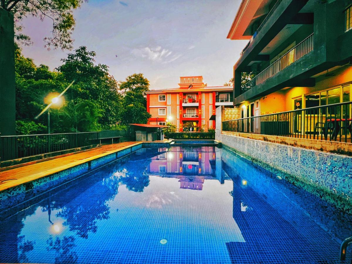 4Bhk Sparkling Apartment Near Beach Pool & Bar 2Bhkx2 Vagator Bagian luar foto