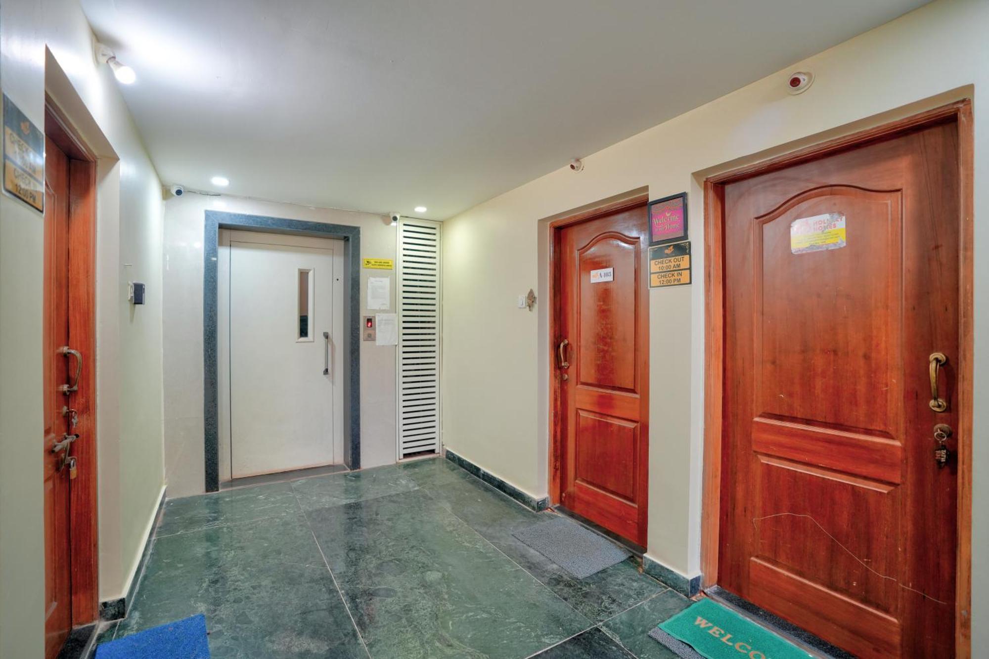 4Bhk Sparkling Apartment Near Beach Pool & Bar 2Bhkx2 Vagator Bagian luar foto