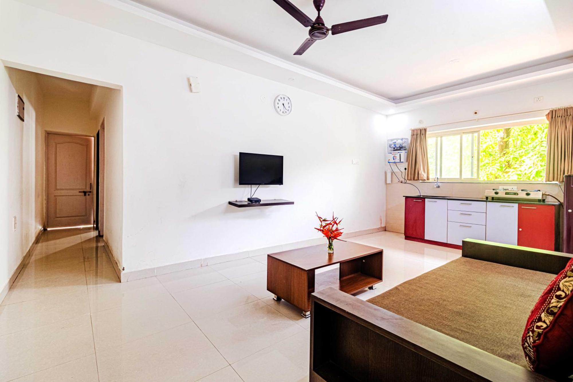 4Bhk Sparkling Apartment Near Beach Pool & Bar 2Bhkx2 Vagator Bagian luar foto