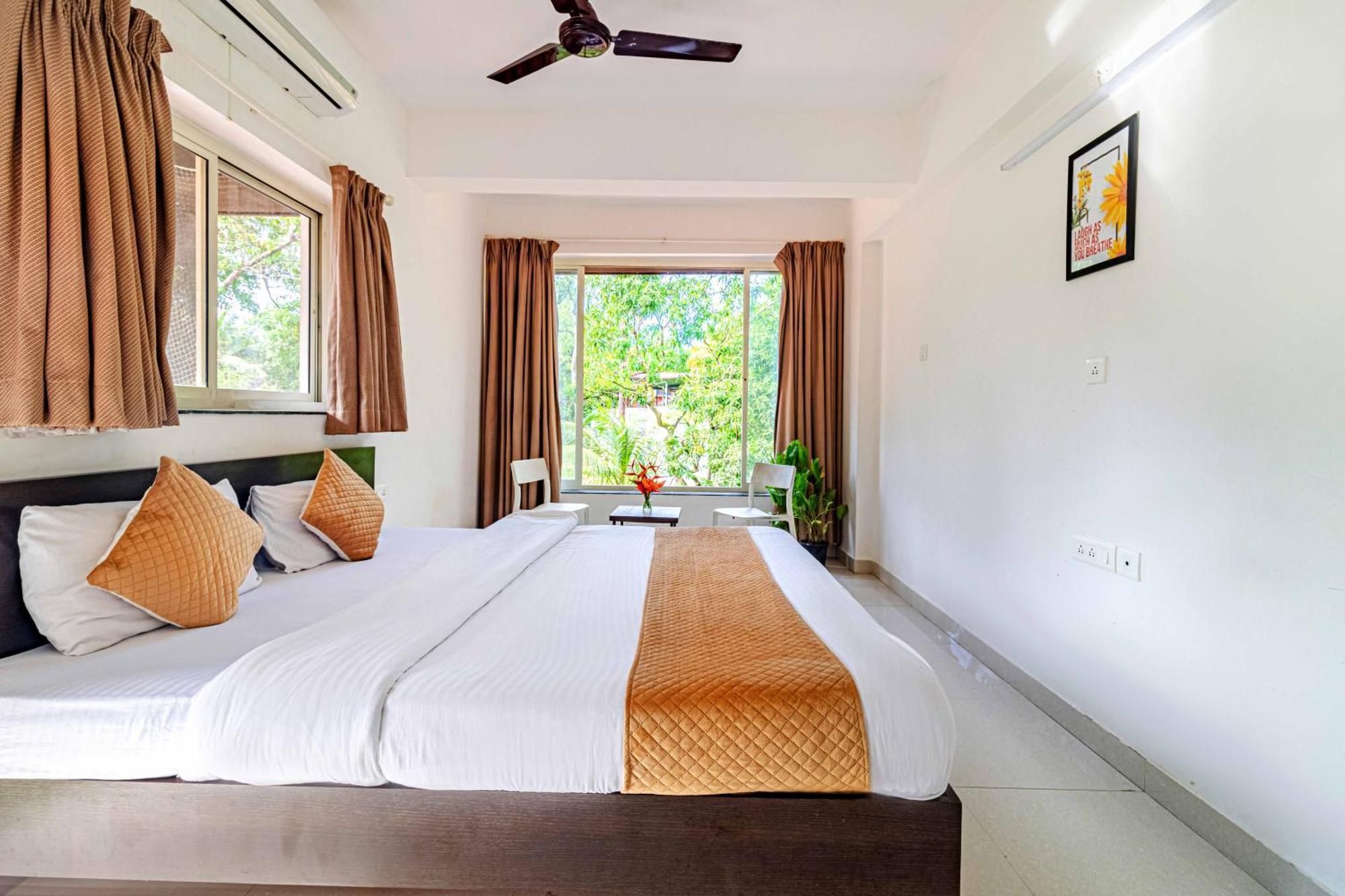 4Bhk Sparkling Apartment Near Beach Pool & Bar 2Bhkx2 Vagator Bagian luar foto