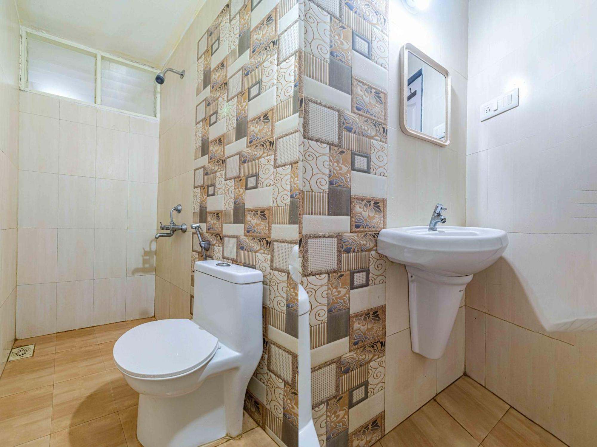 4Bhk Sparkling Apartment Near Beach Pool & Bar 2Bhkx2 Vagator Bagian luar foto